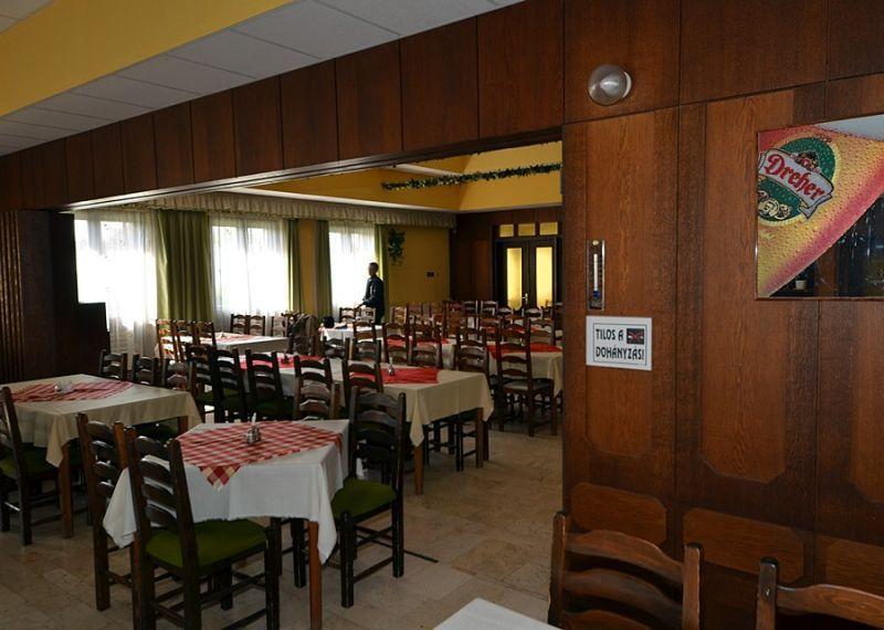 Hotel Agro Balatonfured Bagian luar foto