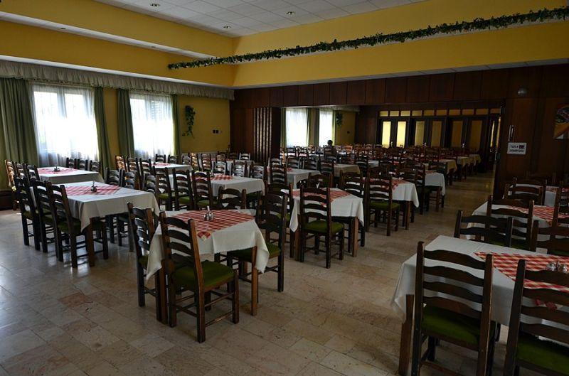 Hotel Agro Balatonfured Bagian luar foto